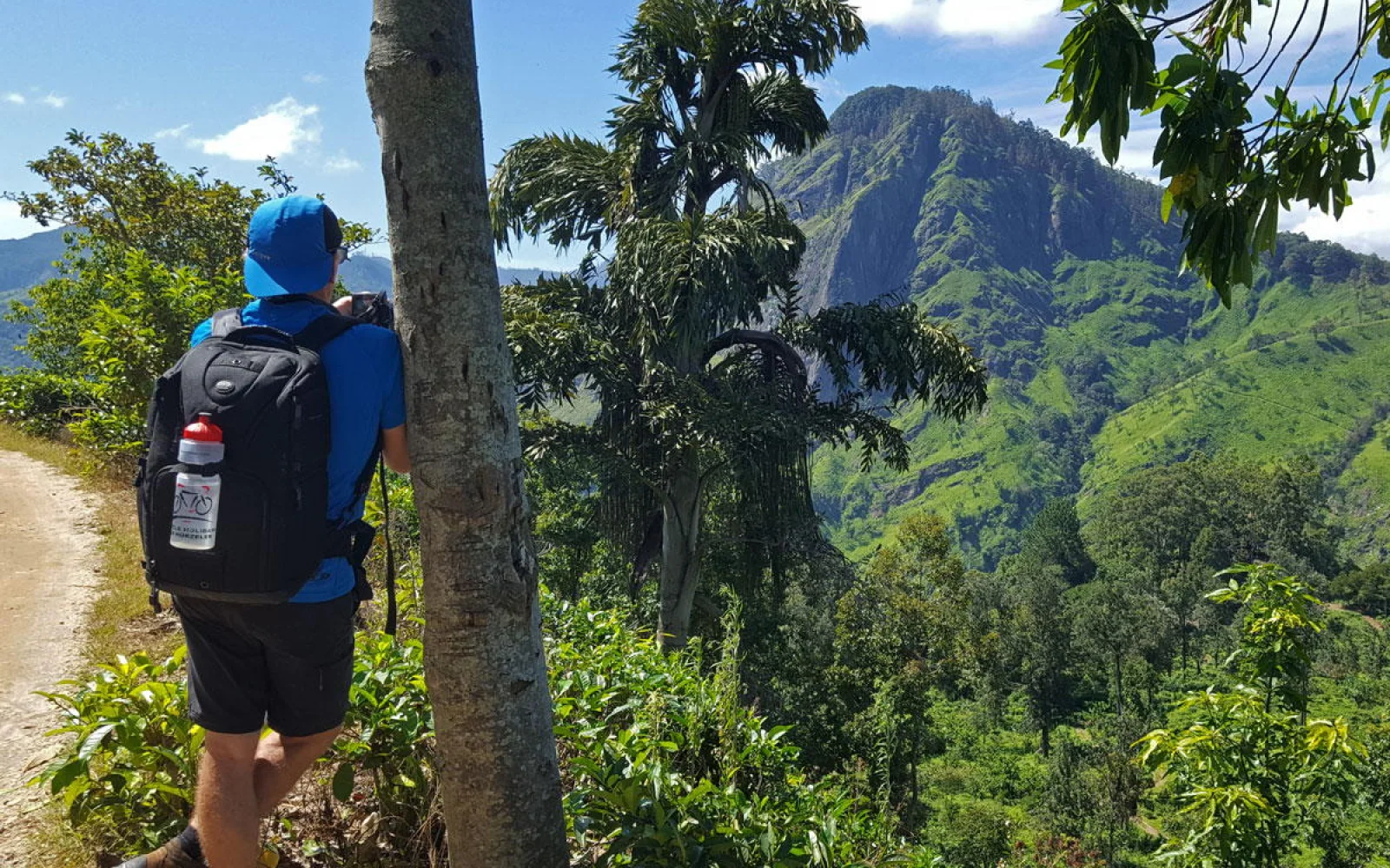 Blick vom Little Adam’s Peak zum Ella Rock, dem Wanderwahrzeichen der Insel