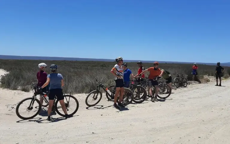 Radfahren und Wandern im De Hoop Nature Reserve