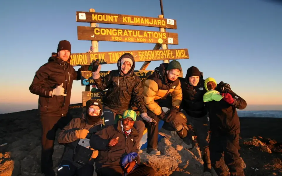 Kilimanjaro-Besteigung mit Ausklang bei der Chemka-Quelle