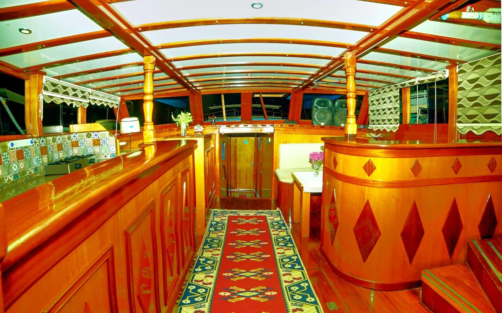 Die Yacht von innen