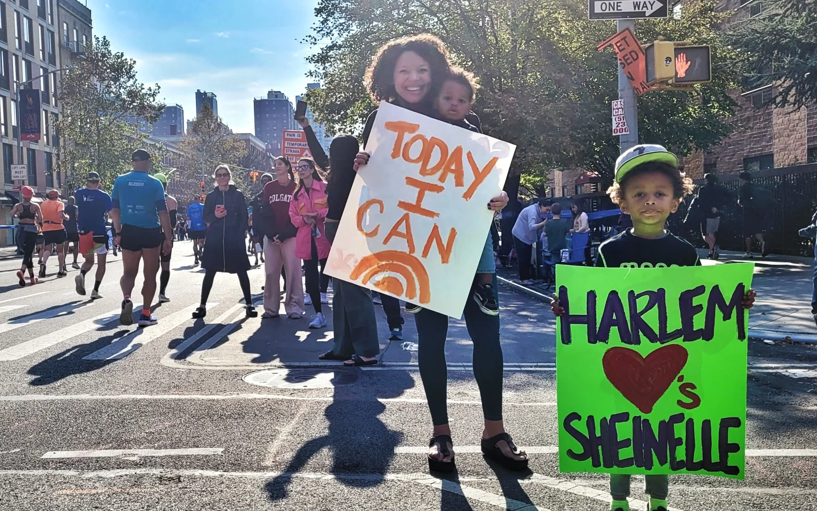 Alle fünf abwechslungsreichen New Yorker Stadtteile werden durchlaufen